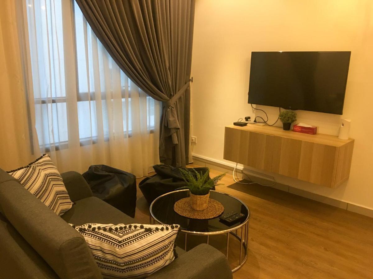 Zayah Homestudio near Bukit Jalil / Mines Seri Kembangan Bagian luar foto