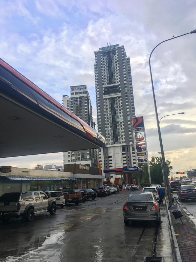 Zayah Homestudio near Bukit Jalil / Mines Seri Kembangan Bagian luar foto