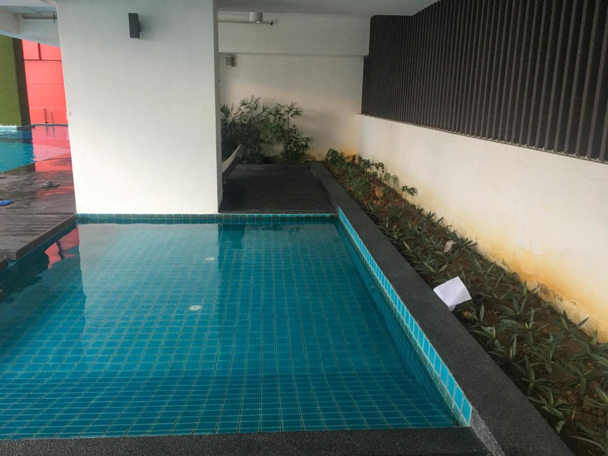 Zayah Homestudio near Bukit Jalil / Mines Seri Kembangan Bagian luar foto